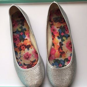 Flat after party shoes